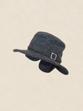 Tilley Winter Hat TW2 Wool Hydrofil Lined Made in Canada Ear Flaps Unisex